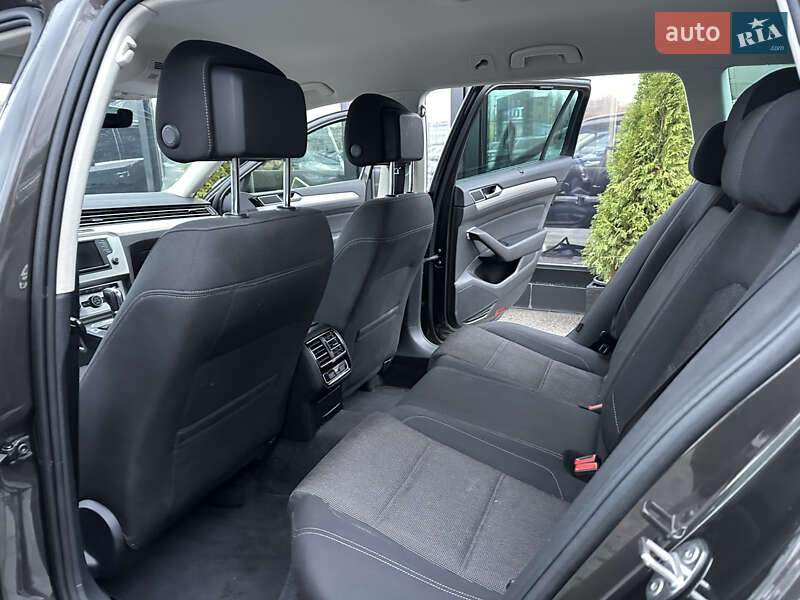 Універсал Volkswagen Passat 2017 в Харкові фото 16 Універсал Volkswagen Passat 2017 в Харкові