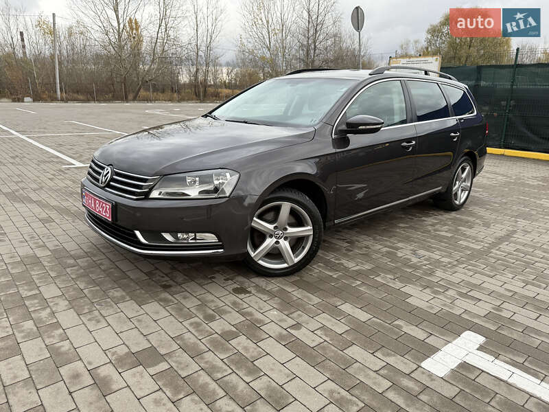 Volkswagen Passat 2011 Volkswagen Passat 2011