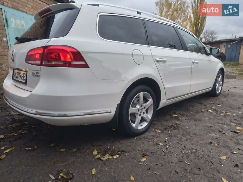 Универсал Volkswagen Passat 2011 в Бердичеве фото 5 Универсал Volkswagen Passat 2011 в Бердичеве