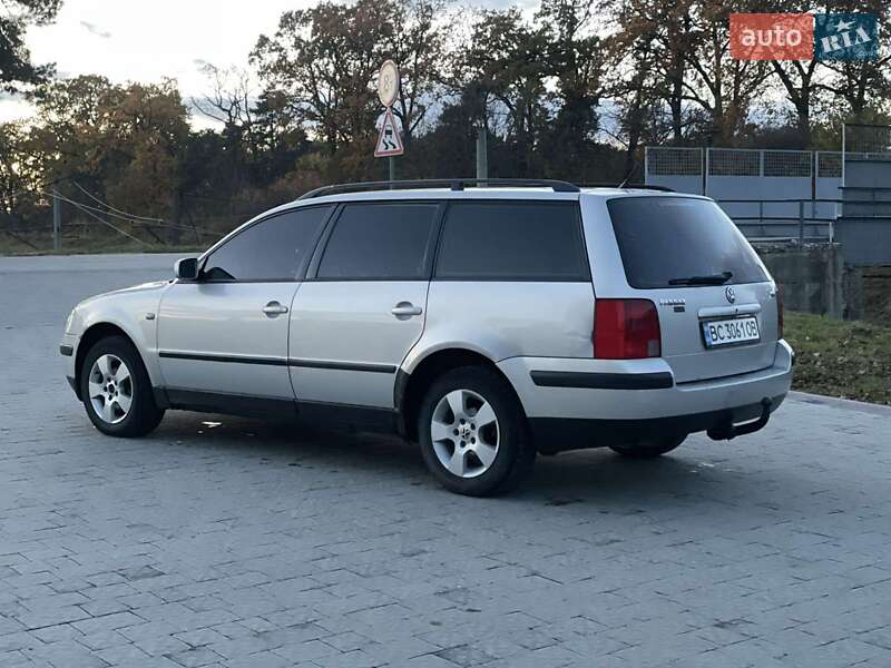 Универсал Volkswagen Passat 2000 в Львове