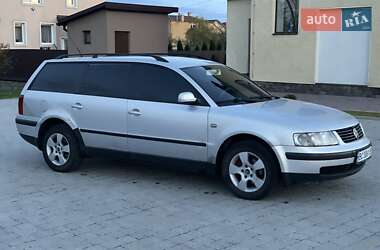 Универсал Volkswagen Passat 2000 в Львове