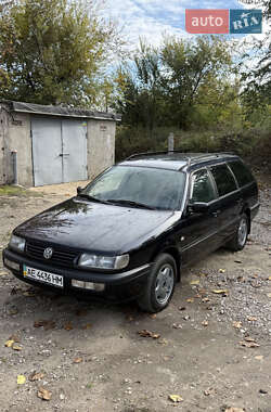 Универсал Volkswagen Passat 1996 в  фото 11 Универсал Volkswagen Passat 1996 в