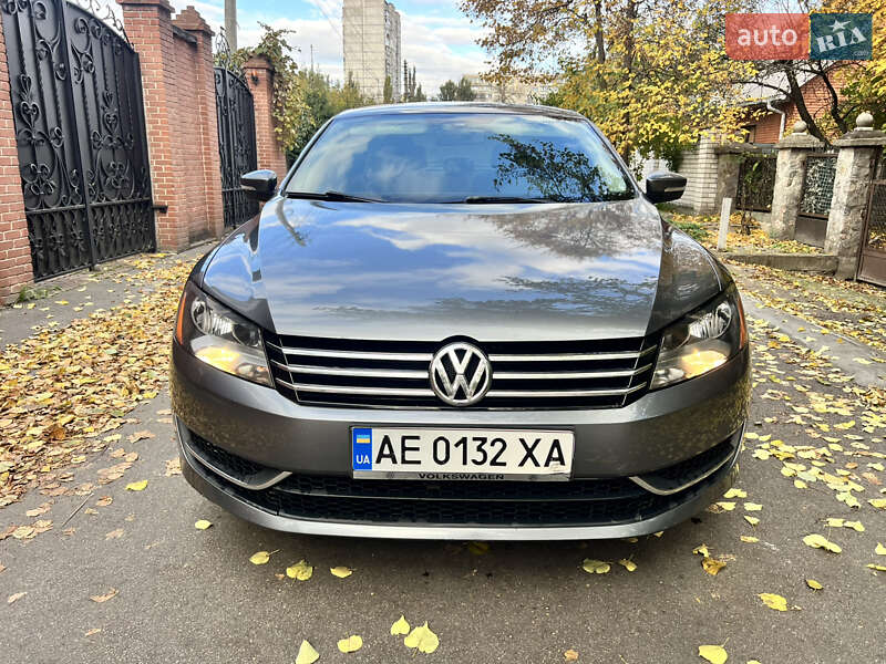 Седан Volkswagen Passat 2014 в Києві фото 4 Седан Volkswagen Passat 2014 в Києві