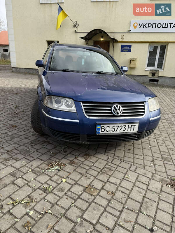 Универсал Volkswagen Passat 2001 в  фото Универсал Volkswagen Passat 2001 в