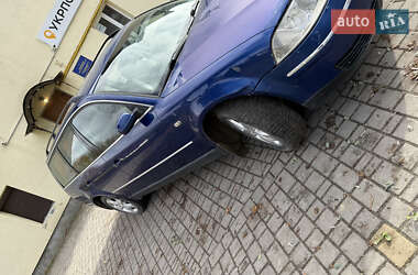 Универсал Volkswagen Passat 2001 в  фото 3 Универсал Volkswagen Passat 2001 в
