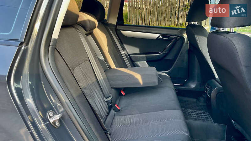 Универсал Volkswagen Passat 2011 в Житомире фото 20 Универсал Volkswagen Passat 2011 в Житомире