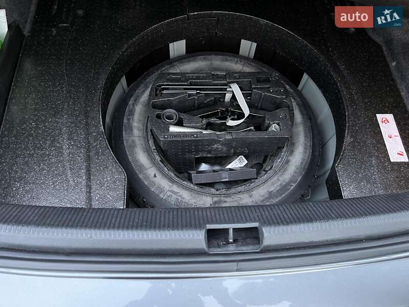 Седан Volkswagen Passat 2012 в Киеве фото 8 Седан Volkswagen Passat 2012 в Киеве