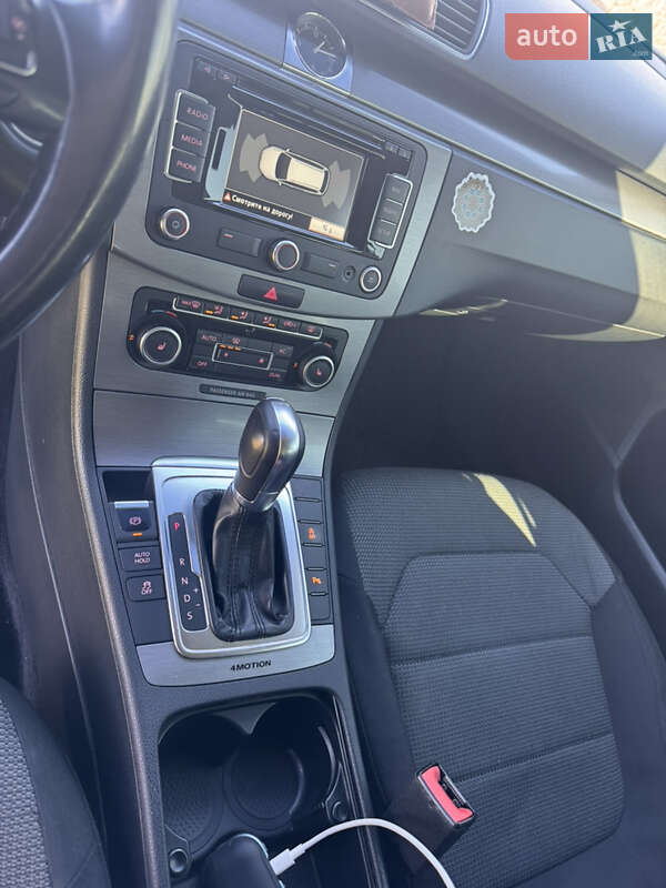 Универсал Volkswagen Passat 2011 в Киеве фото 16 Универсал Volkswagen Passat 2011 в Киеве