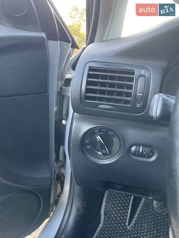 Универсал Volkswagen Passat 1999 в Прилесном фото 10 Универсал Volkswagen Passat 1999 в Прилесном