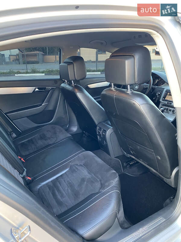 Седан Volkswagen Passat 2013 в Казатине