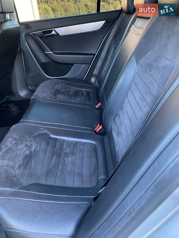 Седан Volkswagen Passat 2013 в Казатине