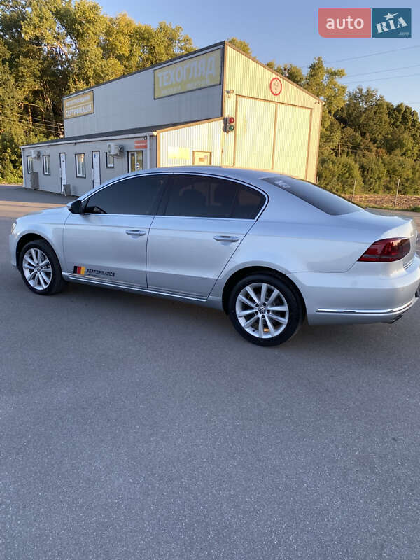 Седан Volkswagen Passat 2013 в Казатине