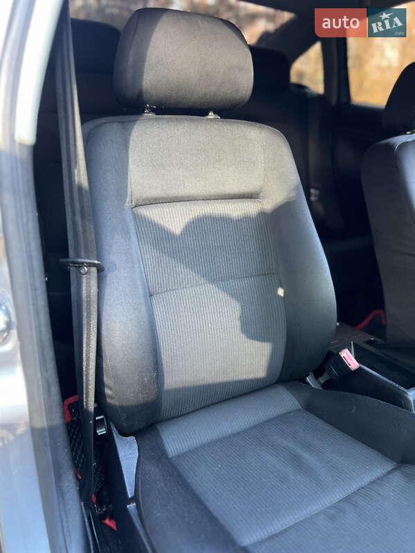 Седан Volkswagen Passat 2001 в Киеве фото 38 Седан Volkswagen Passat 2001 в Киеве