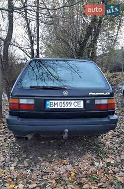 Универсал Volkswagen Passat 1992 в  фото 2 Универсал Volkswagen Passat 1992 в