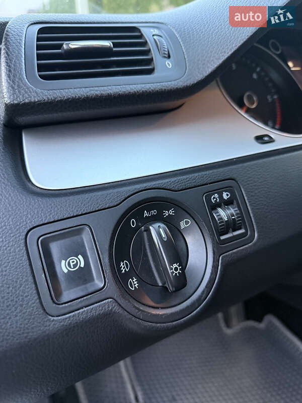 Универсал Volkswagen Passat 2010 в Виннице