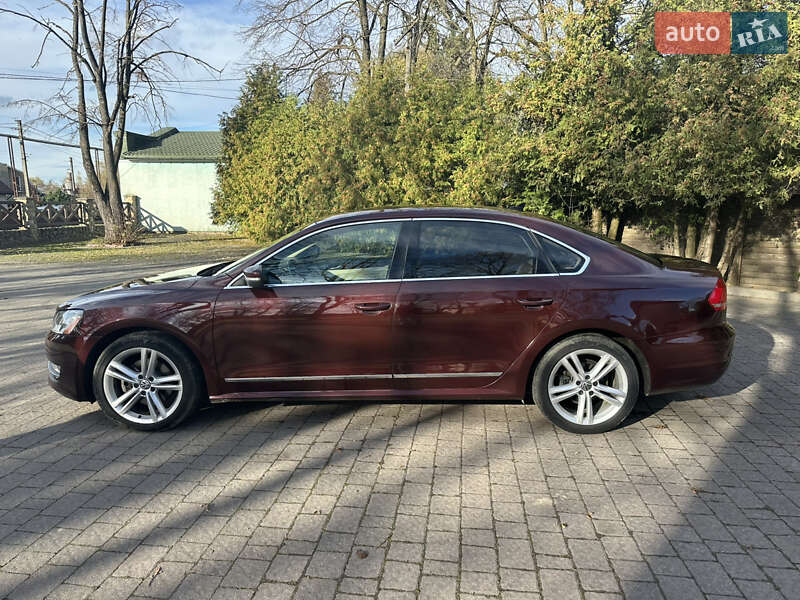 Седан Volkswagen Passat 2013 в Брошневі-Облозі