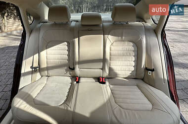 Седан Volkswagen Passat 2013 в 