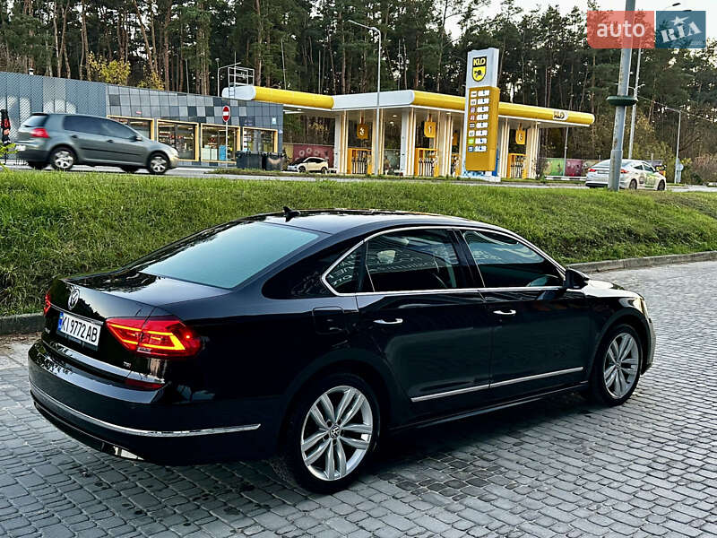 Седан Volkswagen Passat 2016 в Киеве