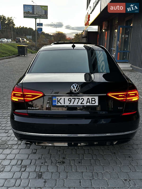 Седан Volkswagen Passat 2016 в Киеве