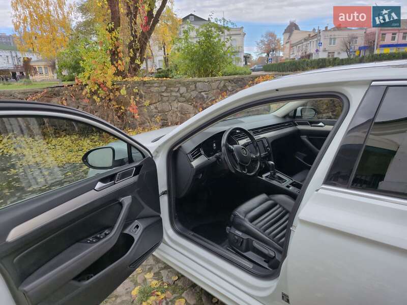 Седан Volkswagen Passat 2016 в Белой Церкви