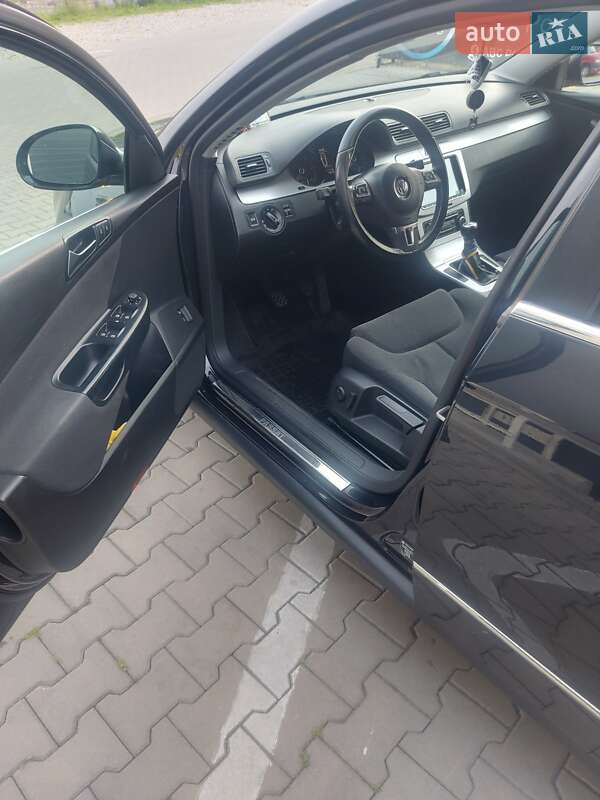 Універсал Volkswagen Passat 2010 в Житомирі фото 13 Універсал Volkswagen Passat 2010 в Житомирі