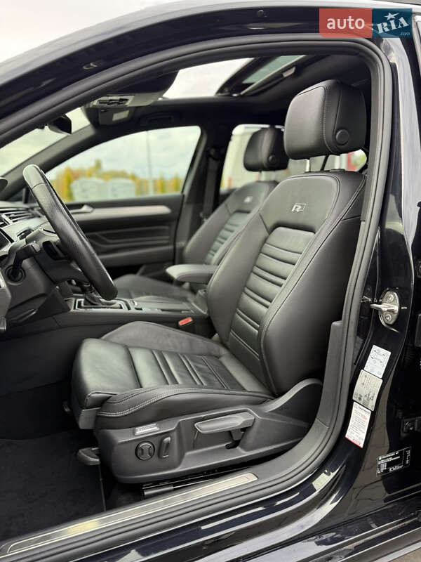 Седан Volkswagen Passat 2022 в Луцьку