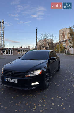 Седан Volkswagen Passat 2014 в Києві
