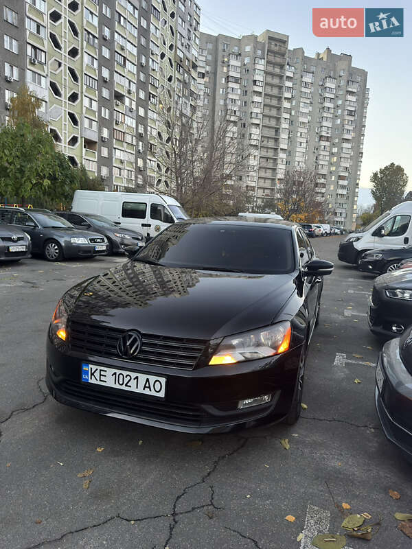 Седан Volkswagen Passat 2014 в Киеве фото 8 Седан Volkswagen Passat 2014 в Киеве