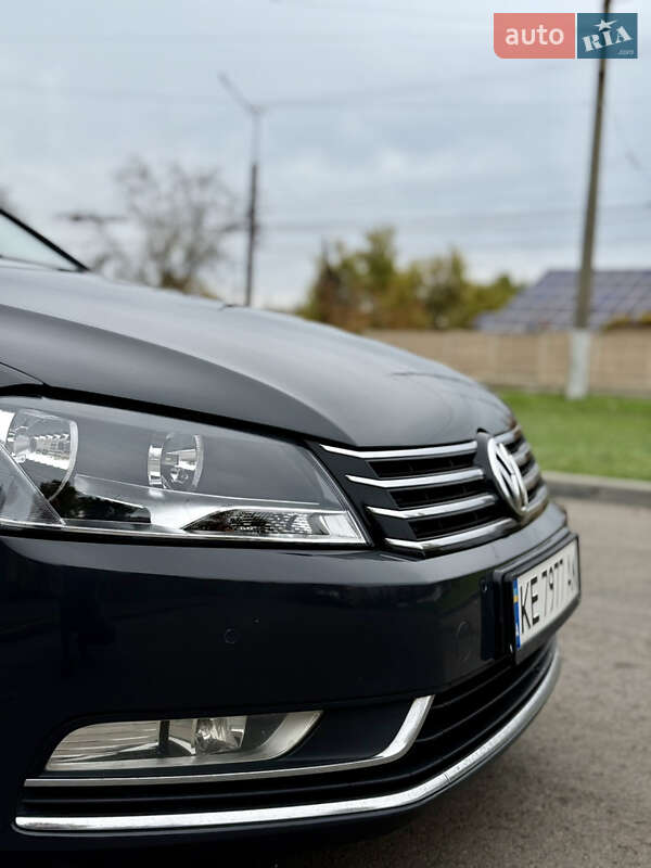 Седан Volkswagen Passat 2014 в Новомосковске фото 10 Седан Volkswagen Passat 2014 в Новомосковске