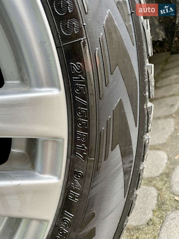 Универсал Volkswagen Passat 2016 в Рогатине