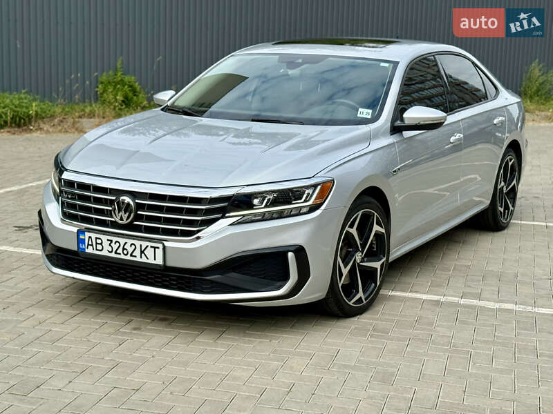 Седан Volkswagen Passat 2020 в Житомирі