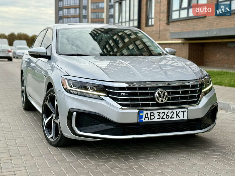 Седан Volkswagen Passat 2020 в Житомирі