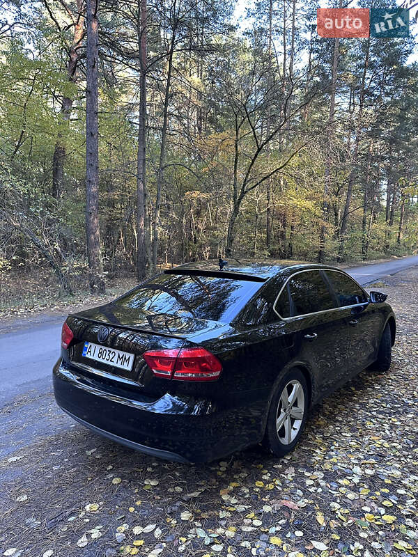 Седан Volkswagen Passat 2012 в Броварах
