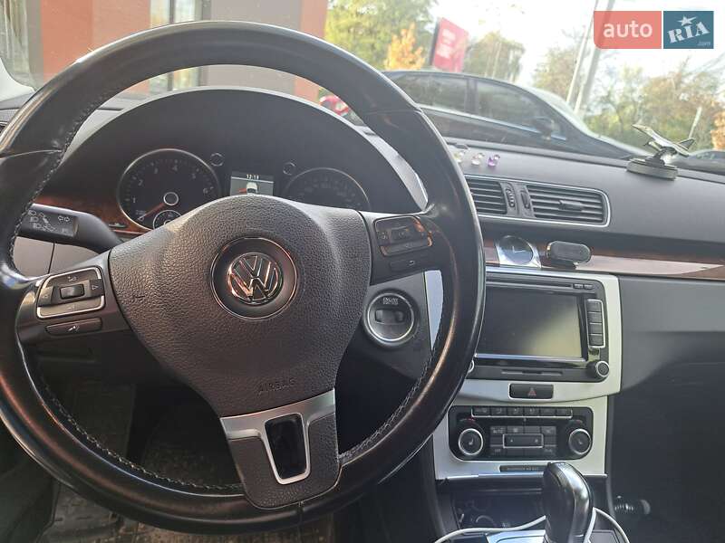 Седан Volkswagen Passat 2011 в Ивано-Франковске фото 25 Седан Volkswagen Passat 2011 в Ивано-Франковске