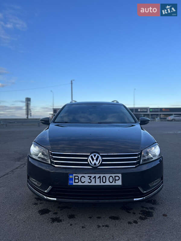 Volkswagen Passat 2011
