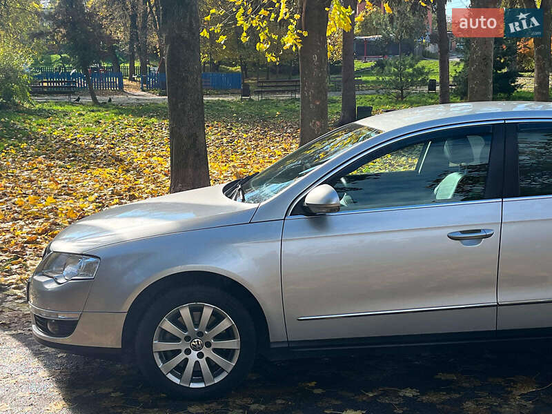 Седан Volkswagen Passat 2008 в Киеве