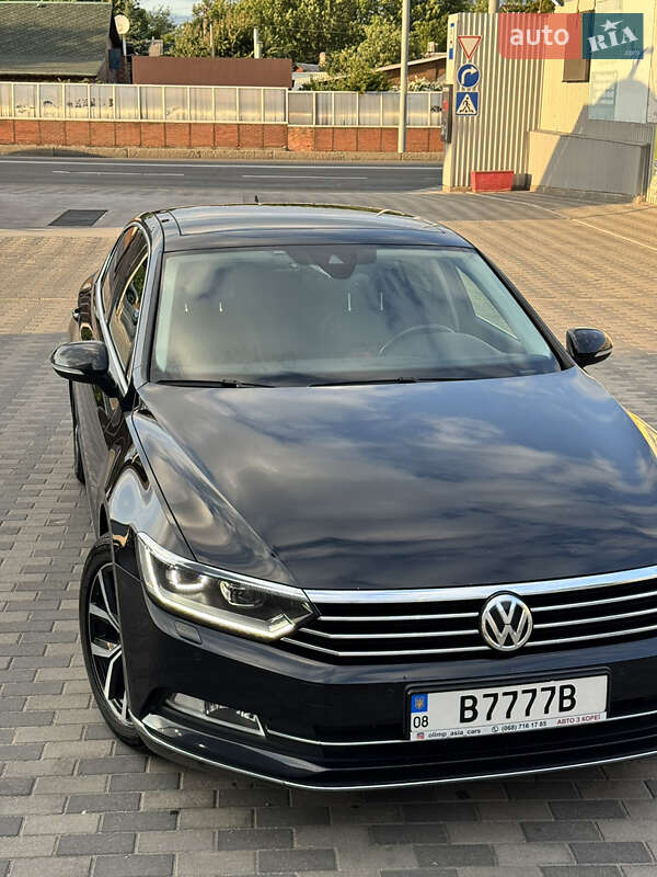 Седан Volkswagen Passat 2018 в Запорожье