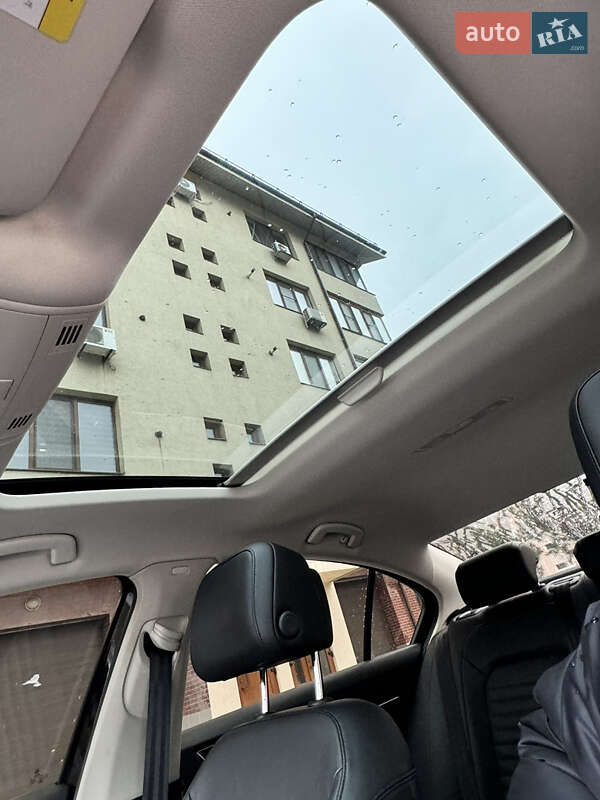 Седан Volkswagen Passat 2018 в Запорожье