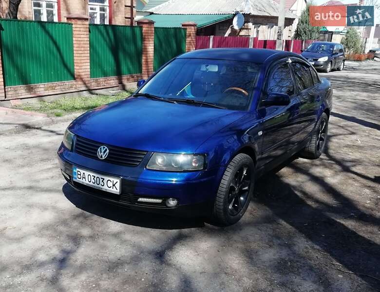 Volkswagen Passat 1998 Volkswagen Passat 1998