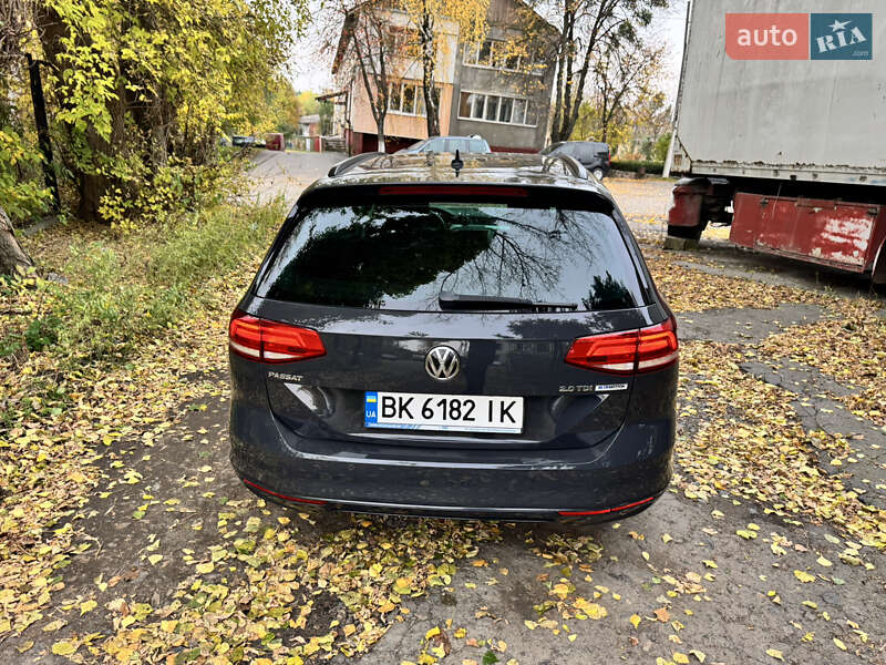 Универсал Volkswagen Passat 2015 в Ровно