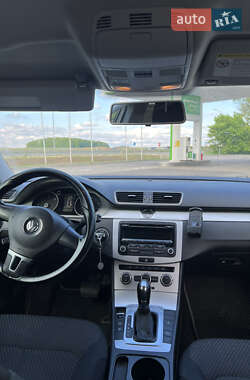 Универсал Volkswagen Passat 2012 в Полтаве