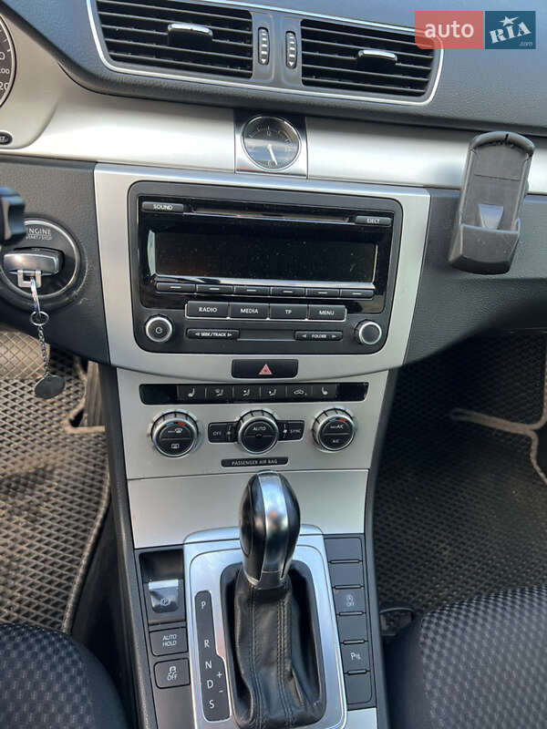 Универсал Volkswagen Passat 2012 в Полтаве фото 17 Универсал Volkswagen Passat 2012 в Полтаве