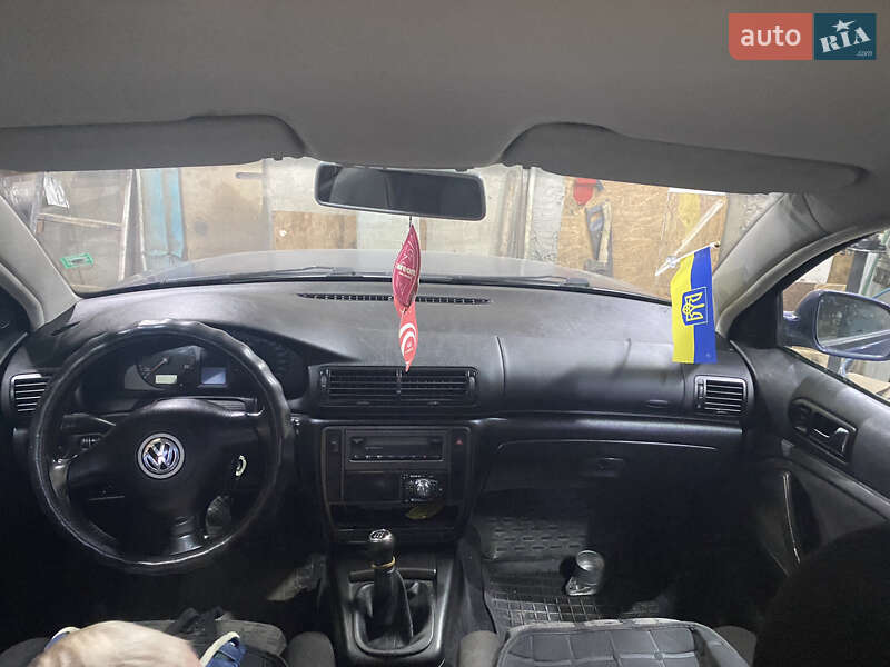 Универсал Volkswagen Passat 1999 в Каменец-Подольском