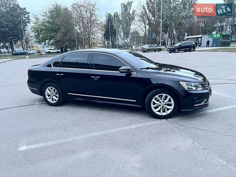 Седан Volkswagen Passat 2016 в Запорожье фото 12 Седан Volkswagen Passat 2016 в Запорожье