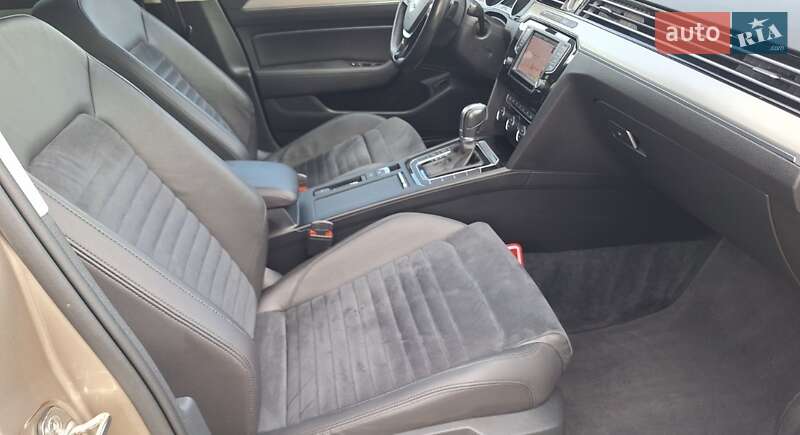 Универсал Volkswagen Passat 2016 в Черновцах