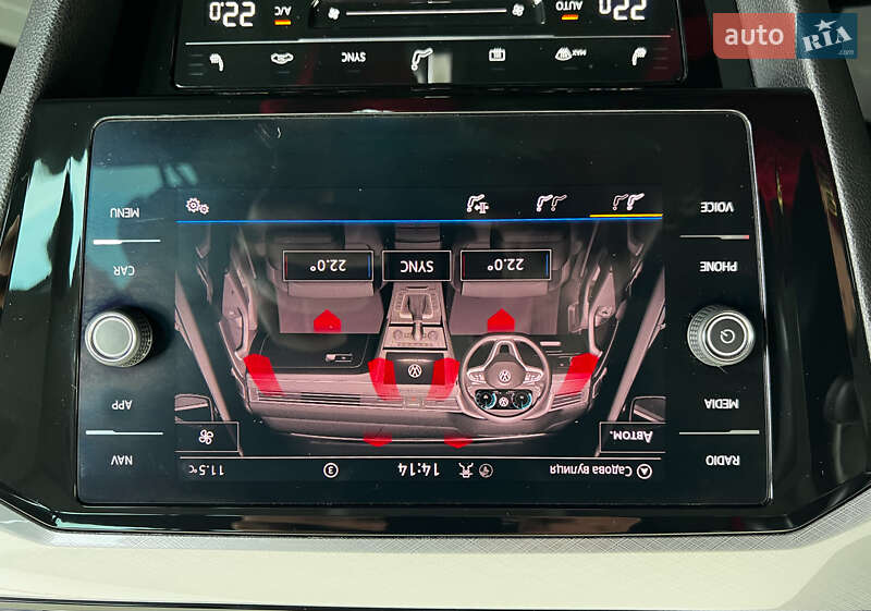 Універсал Volkswagen Passat 2021 в Львові