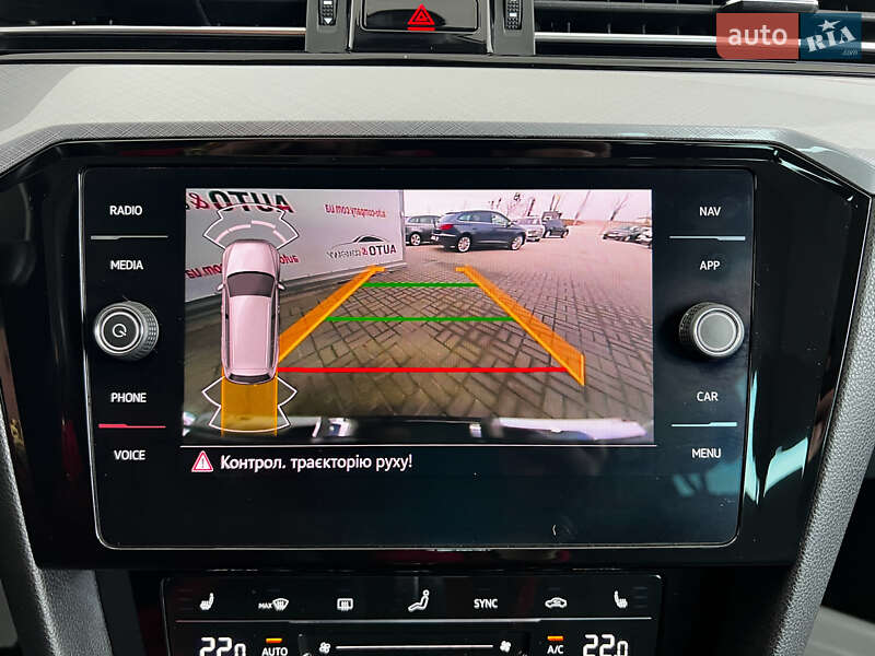 Універсал Volkswagen Passat 2021 в Львові