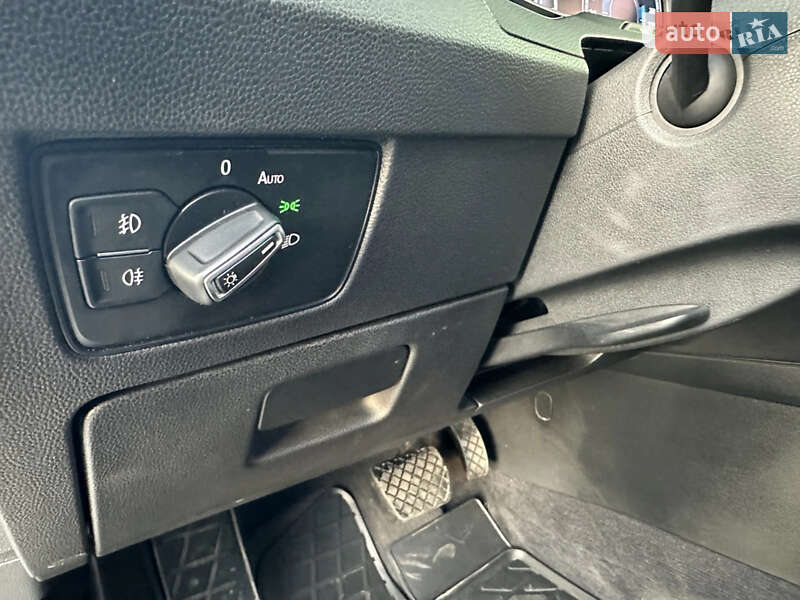 Седан Volkswagen Passat 2016 в Одессе