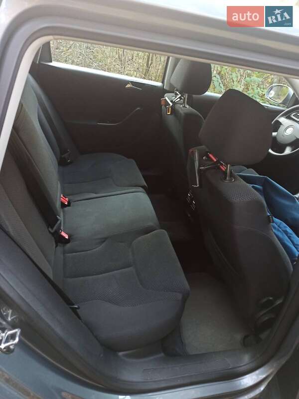 Универсал Volkswagen Passat 2008 в Новояворовске фото 6 Универсал Volkswagen Passat 2008 в Новояворовске