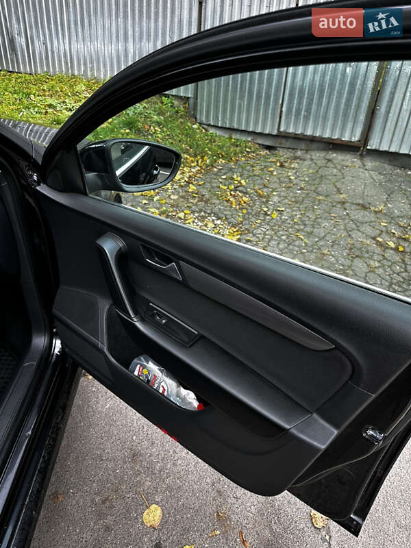 Седан Volkswagen Passat 2014 в Хмельницком